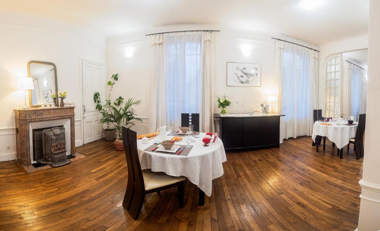 Au fil de Troyes Bed & Breakfast Sainte-Savine Dış mekan fotoğraf