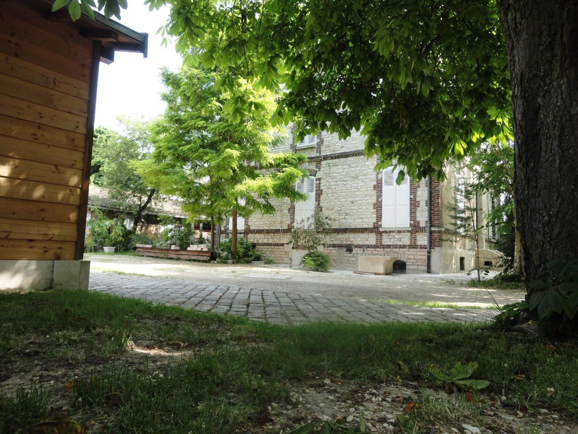Au fil de Troyes Bed & Breakfast Sainte-Savine Dış mekan fotoğraf